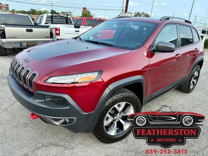 Used 2017 Jeep Cherokee Trailhawk w/ Comfort/Convenience Group