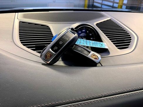 Certified 2024 Porsche Cayenne S image 21