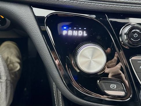 New 2026 Chrysler Pacifica Limited w/ S Appearance Package image 16