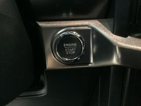 Used 2023 Ford F150 Raptor AWD/4WD image 16
