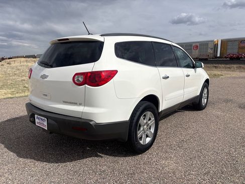 Used 2012 Chevrolet Traverse LT image 5