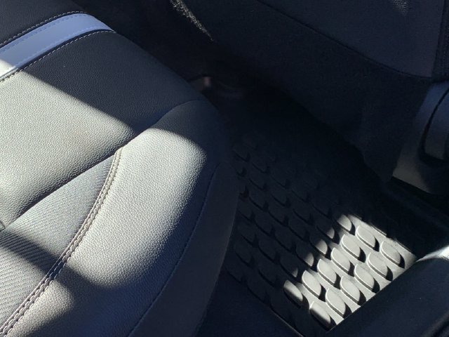Used 2026 Toyota Camry SE FWD image 37