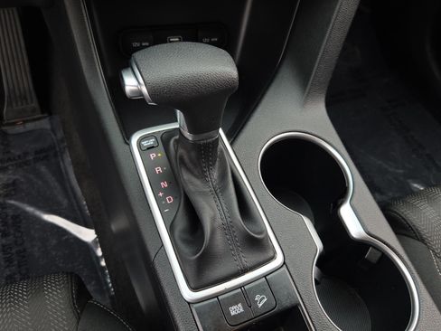 Used 2022 Kia Sportage LX image 15