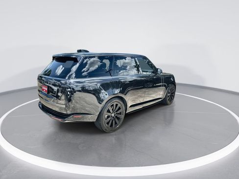 Used 2023 Land Rover Range Rover SE AWD/4WD image 8