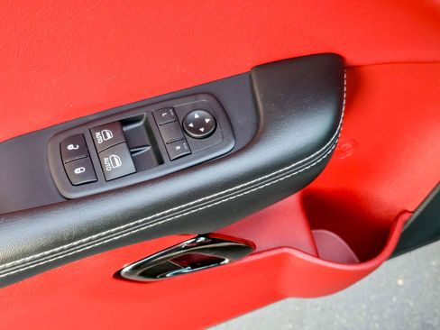 Used 2020 Dodge Challenger SRT Hellcat Redeye image 21