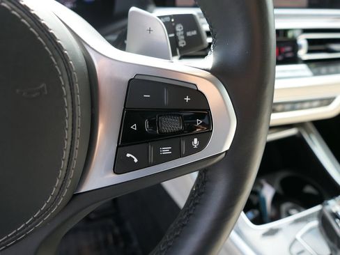 Used 2022 BMW X5 M50i w/ Executive Package image 13