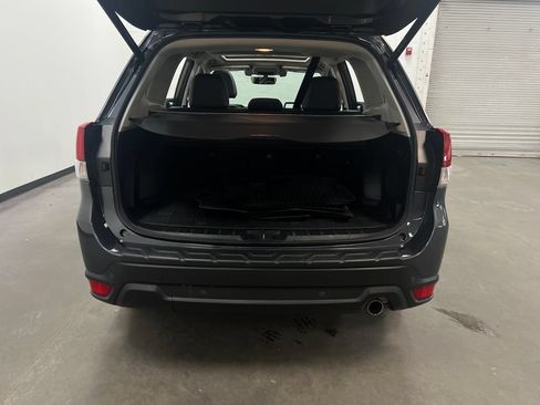 Used 2020 Subaru Forester Limited w/ Popular Package #3 AWD/4WD image 23