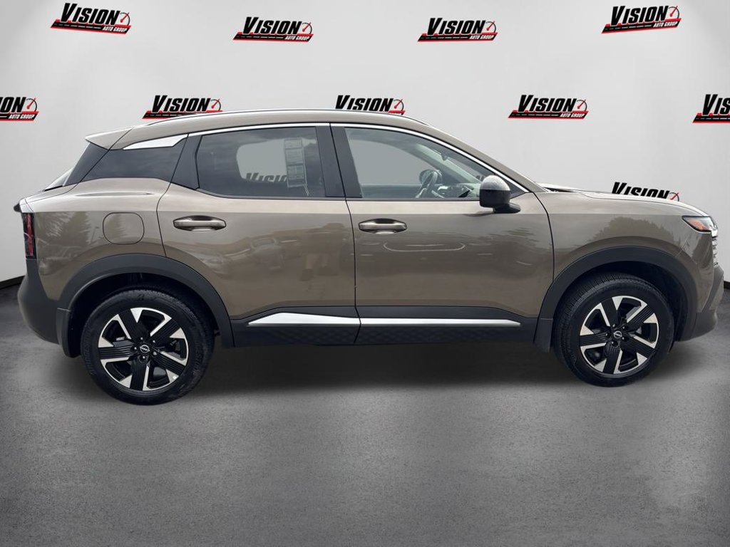 Certified 2026 Nissan Kicks SV w/ SV Premium Package AWD/4WD image 4