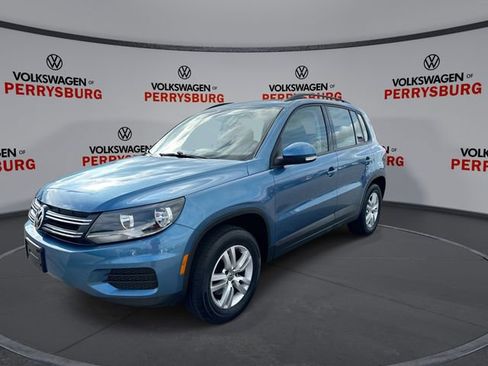 Used 2017 Volkswagen Tiguan S FWD image 4