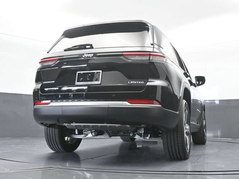 Used 2026 Jeep Grand Cherokee Limited RWD image 58