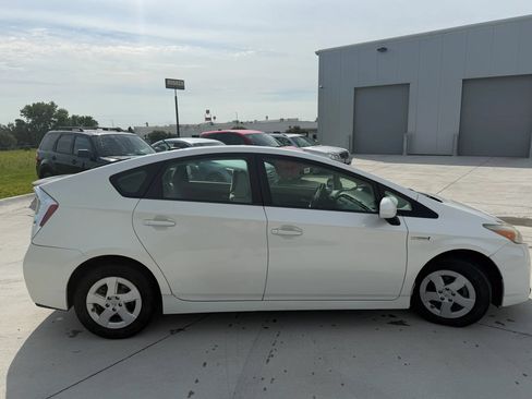 Used 2011 Toyota Prius Two FWD image 4