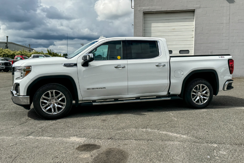 Used 2022 GMC Sierra 1500 SLT w/ SLT Premium Package AWD/4WD image 6