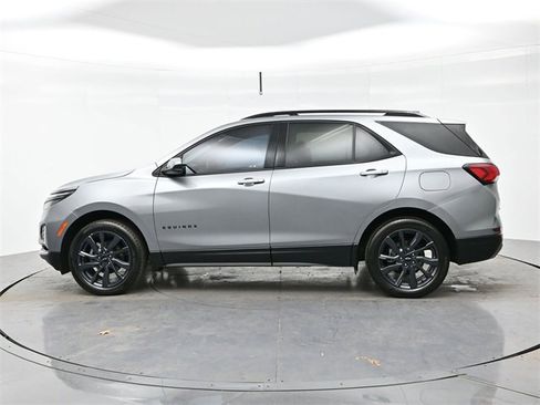 Used 2023 Chevrolet Equinox RS image 4