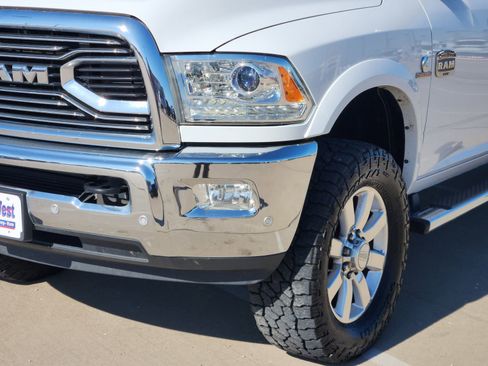 Used 2018 RAM 3500 Laramie Longhorn image 9