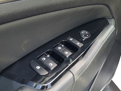 Used 2024 Kia Sportage EX image 21