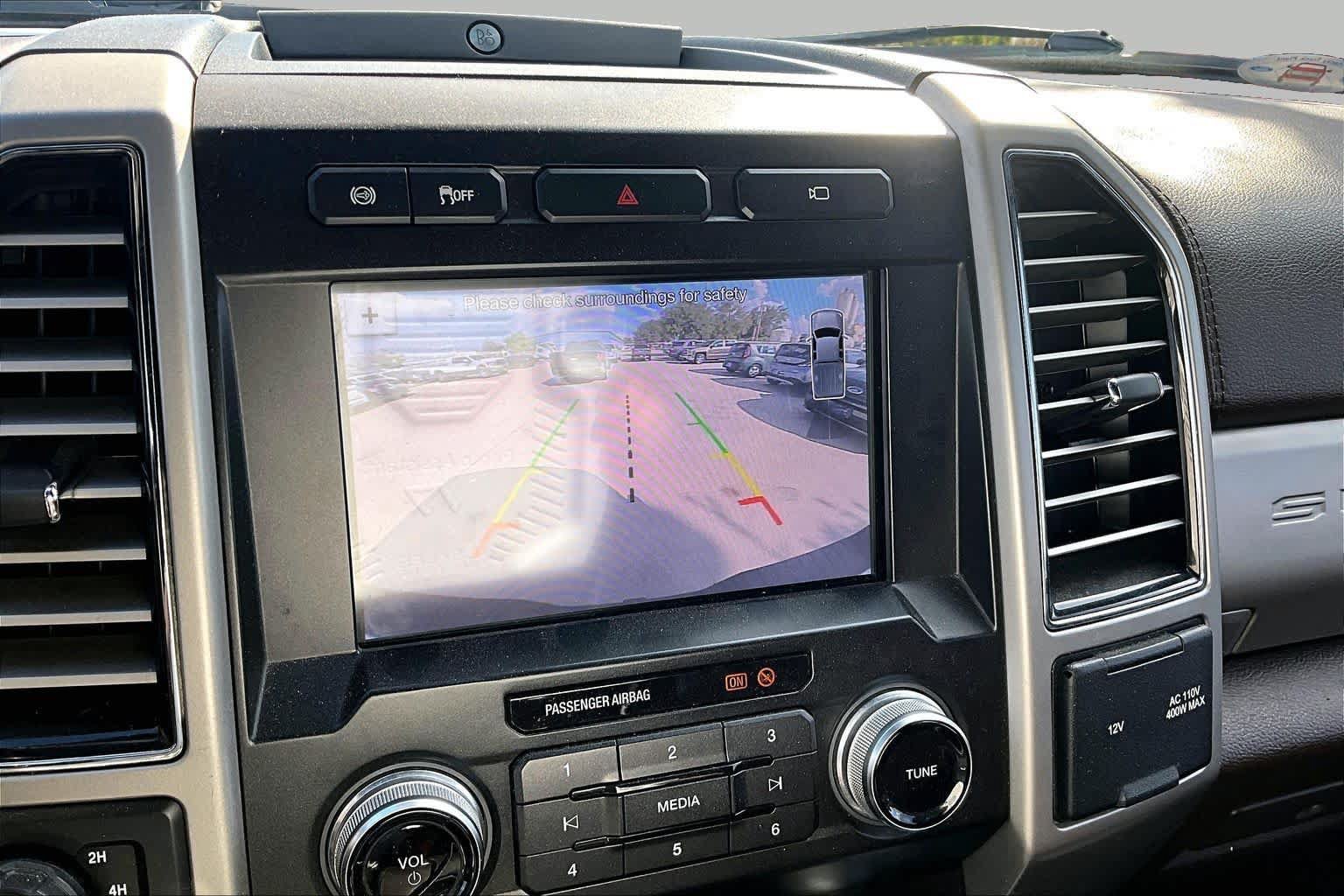 Certified 2019 Ford F250 King Ranch w/ King Ranch Ultimate Package AWD/4WD image 29