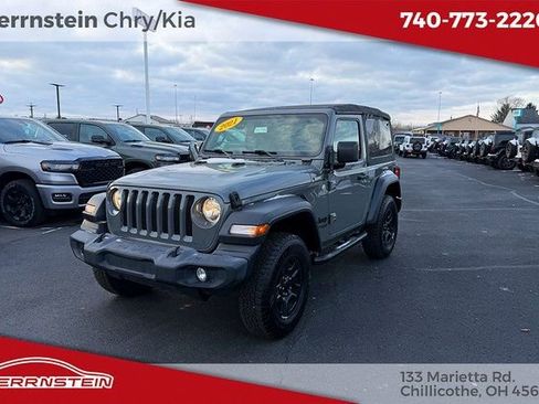 Used 2021 Jeep Wrangler Sport image 3