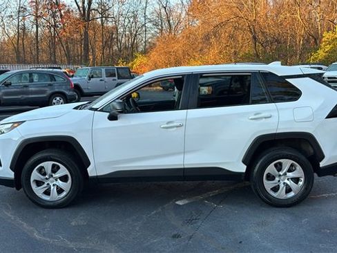 Used 2024 Toyota RAV4 LE image 6