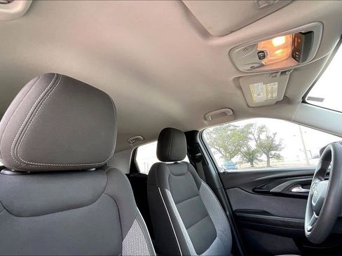 Used 2023 Chevrolet TrailBlazer LT w/ Convenience Package image 28