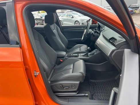 Used 2025 Audi Q3 2.0T Premium w/ Convenience Package AWD/4WD image 38