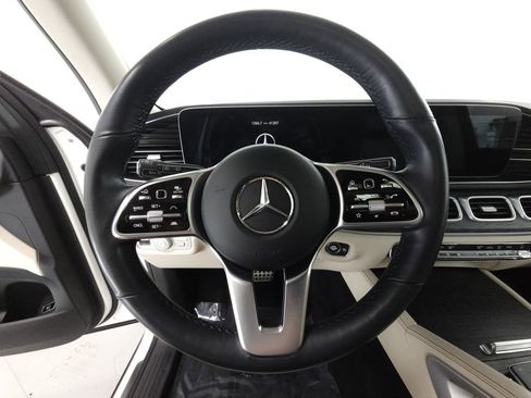 Certified 2022 Mercedes-Benz GLS 450 4MATIC image 12