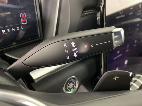 New 2026 GMC Terrain Elevation image 17