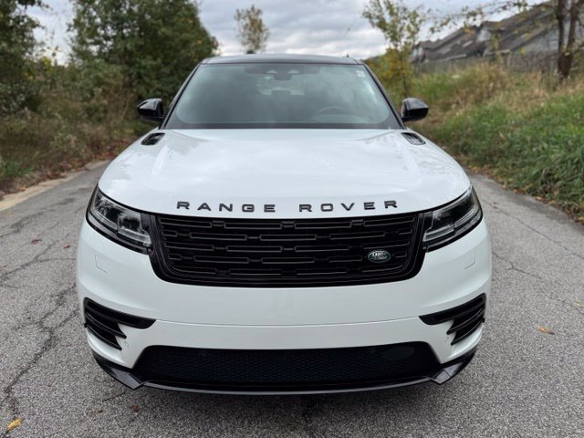 Used 2024 Land Rover Range Rover Velar Dynamic SE AWD/4WD image 3