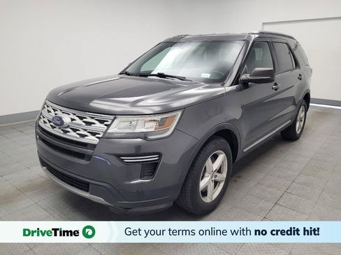 Used 2018 Ford Explorer XLT FWD image 1
