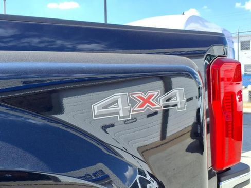 Used 2023 Ford F450 XLT image 25