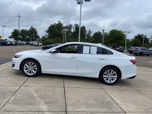 Used 2024 Chevrolet Malibu LT FWD image 7