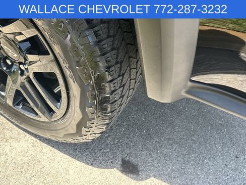 Used 2025 Chevrolet Colorado Trail Boss AWD/4WD image 11