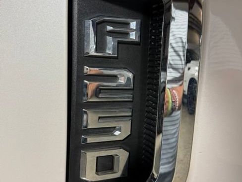 Used 2019 Ford F250 King Ranch w/ King Ranch Ultimate Package AWD/4WD image 10