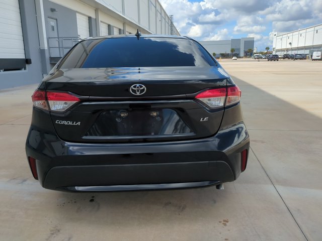 Used 2021 Toyota Corolla LE FWD image 6