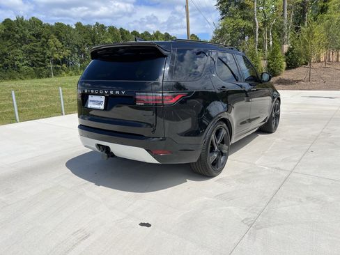 Used 2025 Land Rover Discovery Metropolitan Edition AWD/4WD image 8