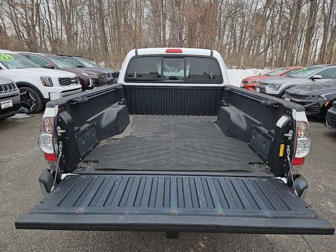 Used 2013 Toyota Tacoma 2WD Access Cab w/ SR5 Pkg image 28