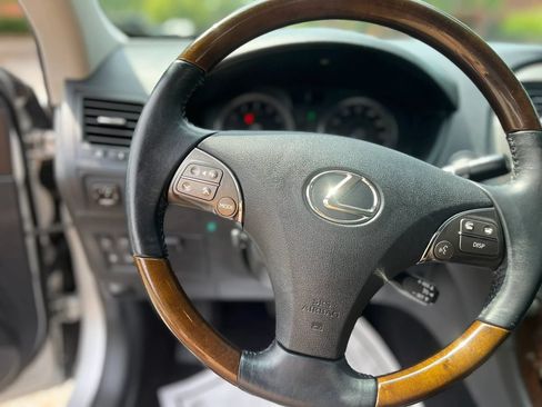 Used 2011 Lexus ES 350 FWD image 11