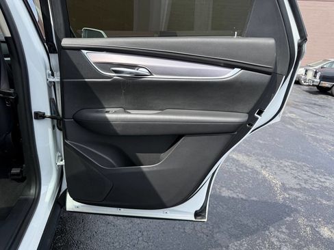 Used 2017 Cadillac XT5 Luxury w/ Driver Awareness Package FWD image 22