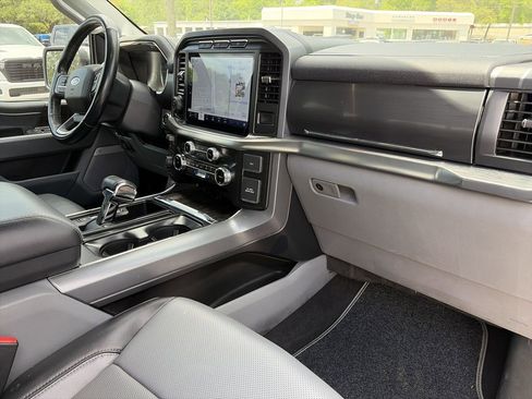 Used 2023 Ford F150 Lariat w/ Trailer Tow Package image 34