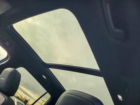 New 2026 Buick Enclave Avenir w/ Super Cruise Package image 11