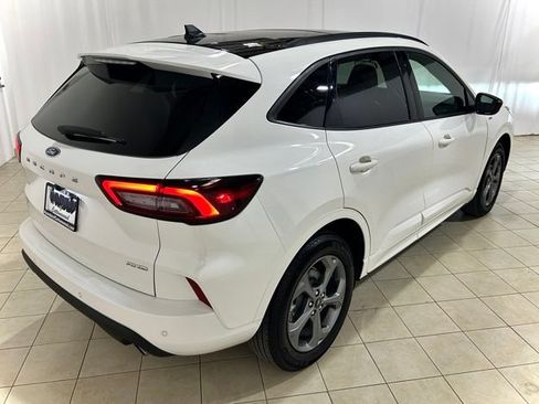 Used 2023 Ford Escape ST-Line w/ Tech Pack #1 AWD/4WD image 11