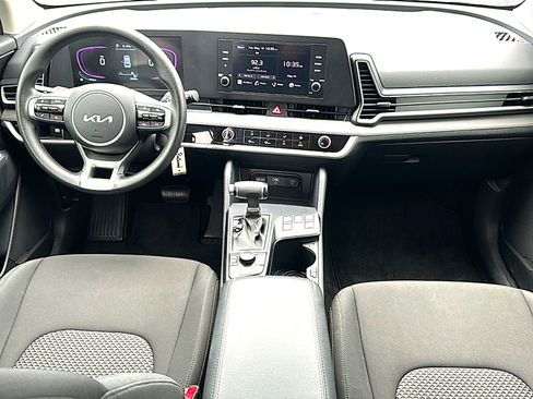 Used 2025 Kia Sportage LX FWD image 20