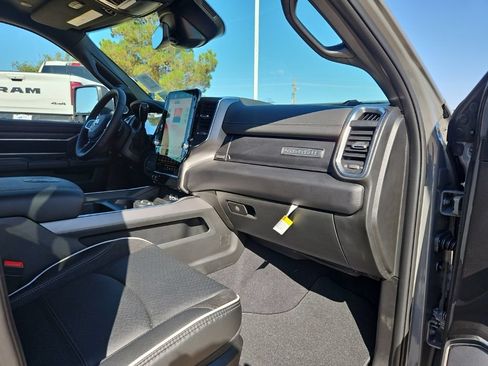 New 2026 RAM 3500 Laramie AWD/4WD image 19