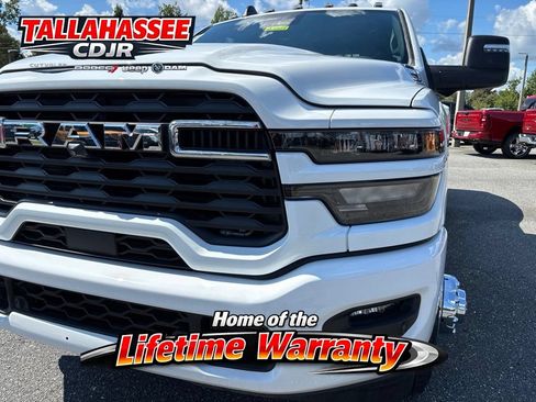 New 2026 RAM 3500 Big Horn AWD/4WD image 11