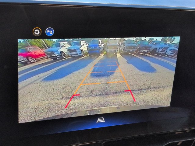 Used 2026 Chevrolet Equinox LT FWD image 19