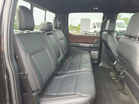 Used 2022 Ford F150 Lariat w/ Equipment Group 502A High AWD/4WD image 16