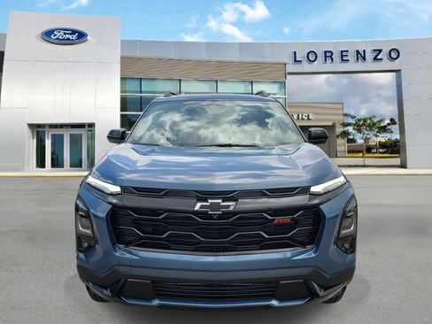 Used 2025 Chevrolet Equinox RS w/ Safety and Technology Package FWD image 2
