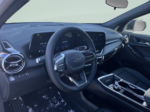 New 2026 Chevrolet Equinox LT w/ Convenience Package II image 30