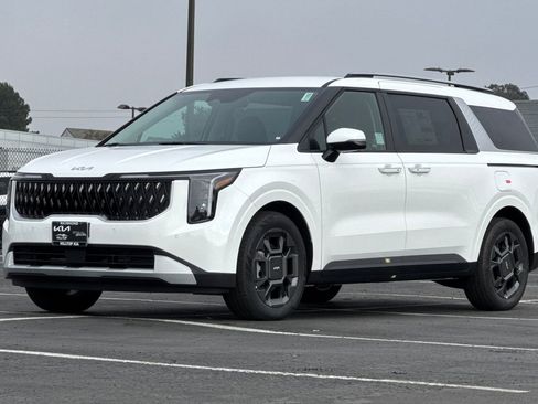 New 2026 Kia Carnival EX image 8