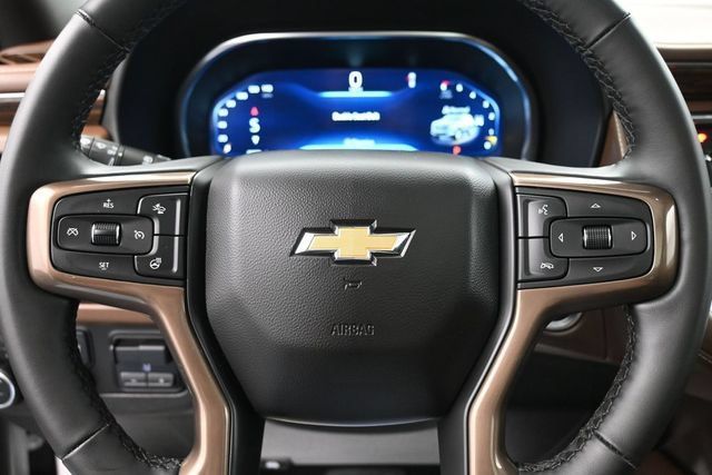Used 2024 Chevrolet Tahoe High Country AWD/4WD image 34