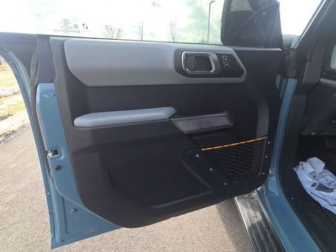 Used 2022 Ford Bronco Badlands image 24